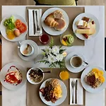Lusitano Garden Hotel 4*