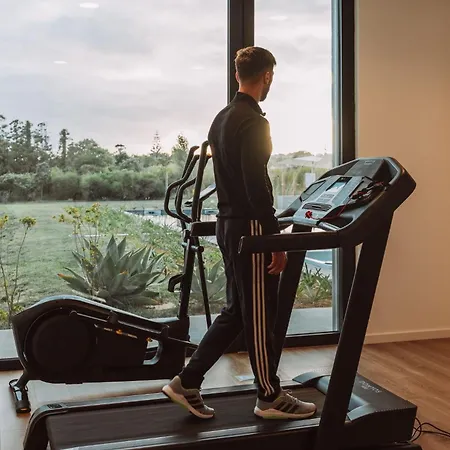 מלון Lusitano Garden 4*